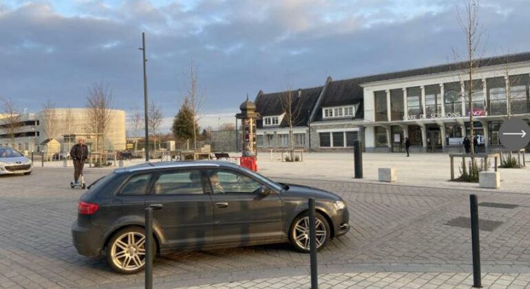 Le trafic routier autour de la gare de Soissons
